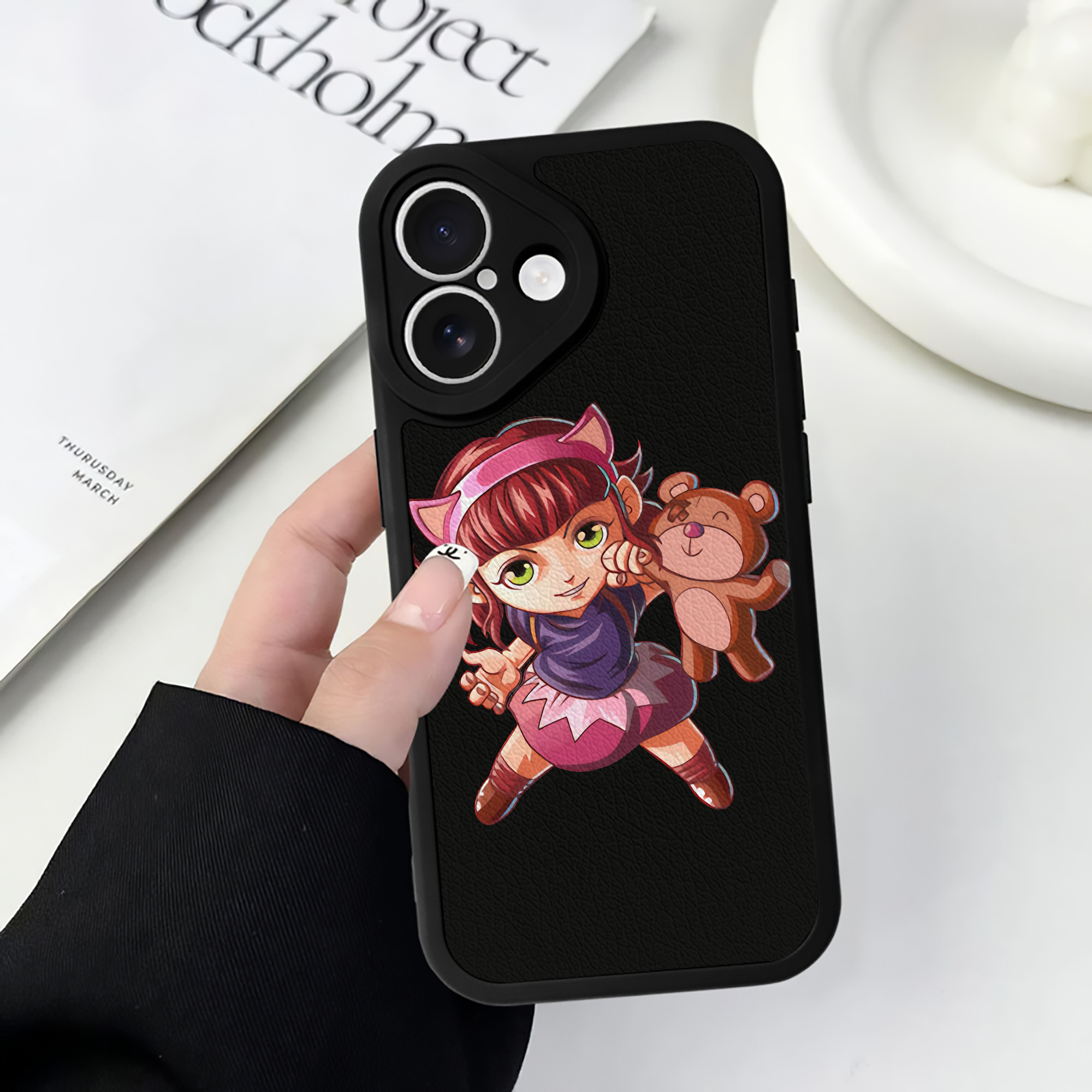 リーグ・オブ・レジェンド League of Legends LOL 【iPhone 16シリーズ対応】シリコンスマホケース（レザー調） 材質：シリコン